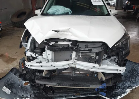 2025 Subaru Ascent Premium 7-Passenger z USA, uszkodzony, nr VIN 4S4WMADD4S3443721